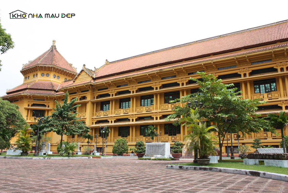 Bảo tàng Louis Finot theo phong cách kiến trúc Đông Dương